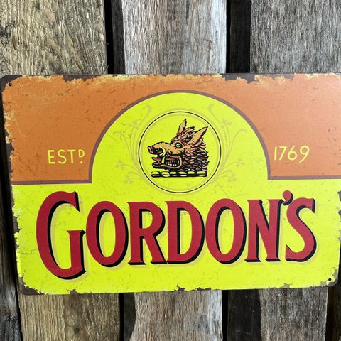 Gordons Gin Skilt I Tynnmetall  20X30 cm. Bar, Garasje, Man Cave