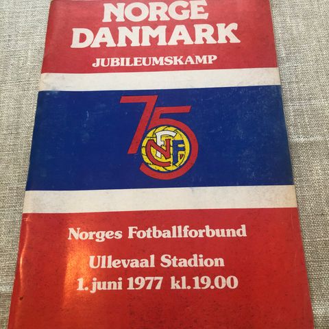 Norge mot Danmark. Jubileums fotballprogram fra 1977