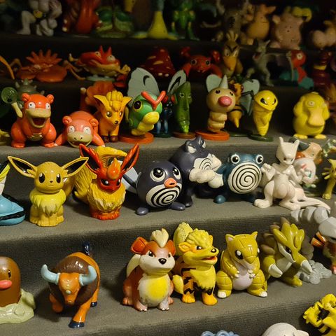 Pokemonfigurer ønskes kjøpt