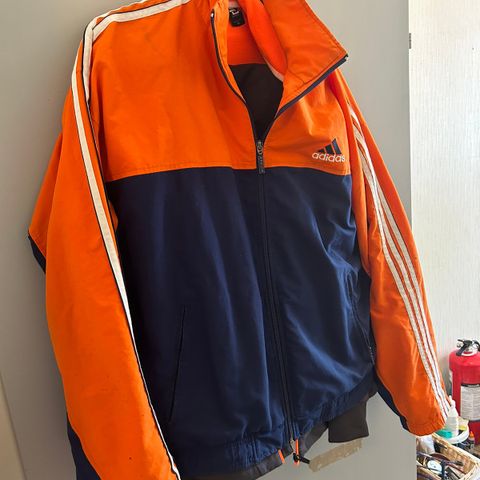 Addidas treningsjakke str.XL orange/m.blå