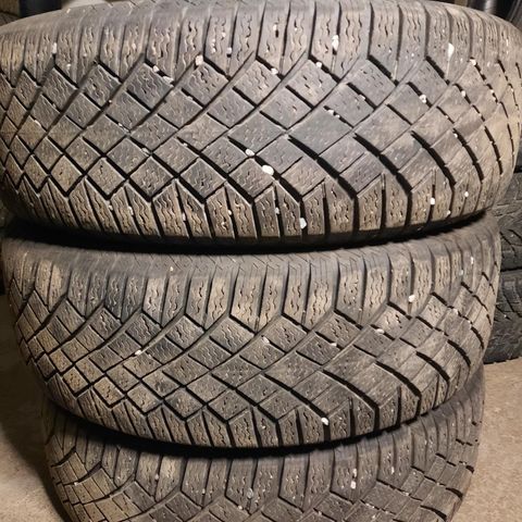 215/65 R17