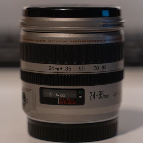 Canon 24-85mm f3.5-4.5.