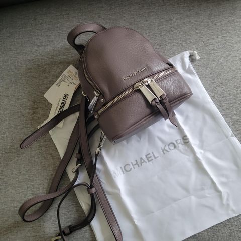 NEW - MK - MICHAEL- Michael Kors Rhea Small Leather Backpack