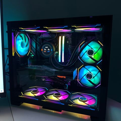 Ekstrem Lian Li PC / 4060 / 7600X