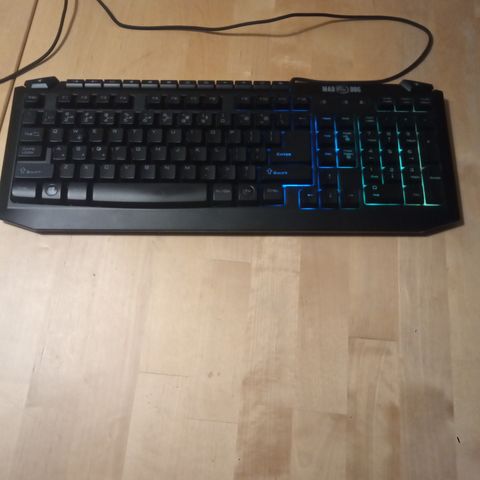 Gaming tastatur