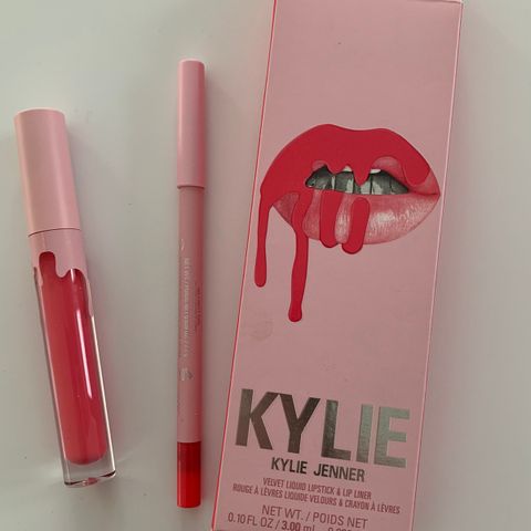 KYLIE by KYLIE JENNER LIP GLOSS SET NYTT!