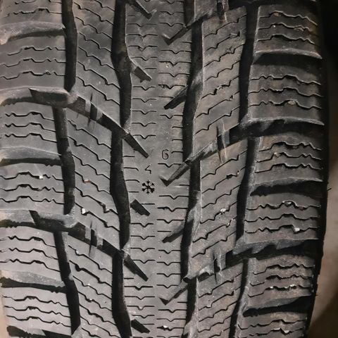 215/60 R17C