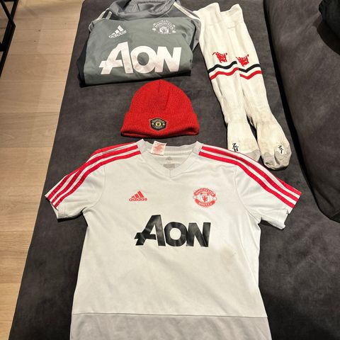 Manchester United klær