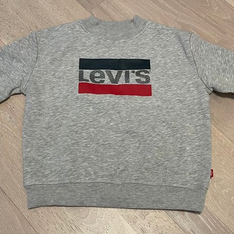 NY Levis genser str.104/4 år