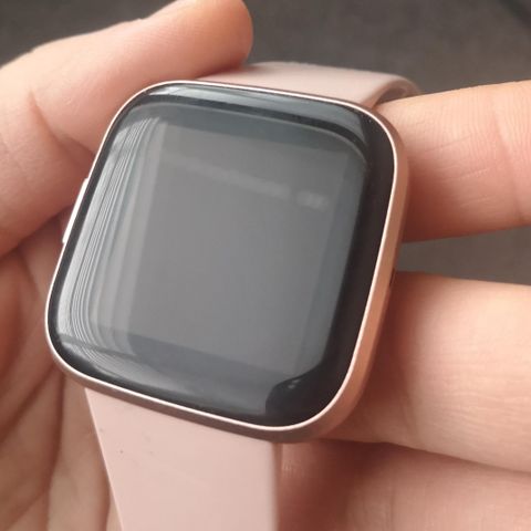 Fitbit versa 2  (35.72.1.23)