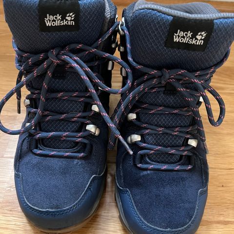 Jack Wolfskin tursko 37