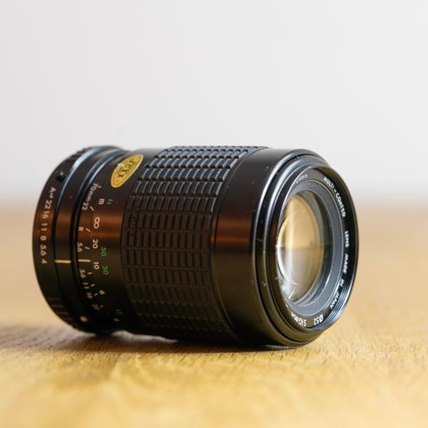 Sigma Zoom-K 1:4–5.6/70-210mm telezoom-objektiv med Pentax KA-fatning selges