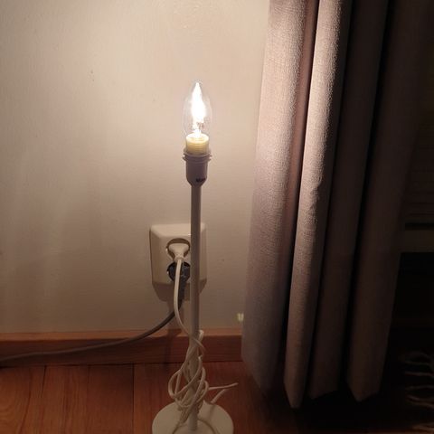 Stråla/bordlampefot, hvit(ikea)