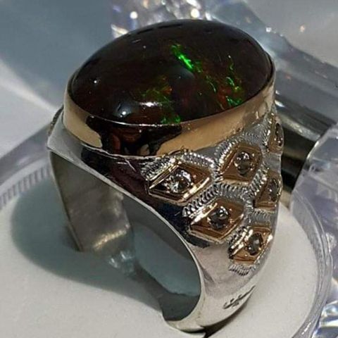 Opal Ring! med Sertfikate