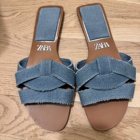 Zara ubrukte slippers str 39