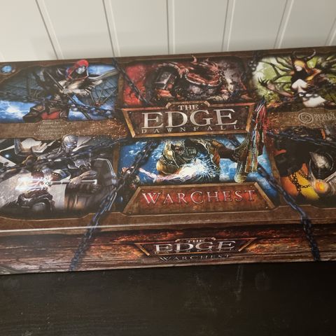 Edge Dawnfall med expansions
