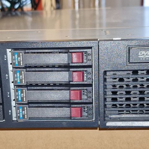 HP Proliant DL 380 G6 - perfekt server for hjemmenerden som vil teste ting.