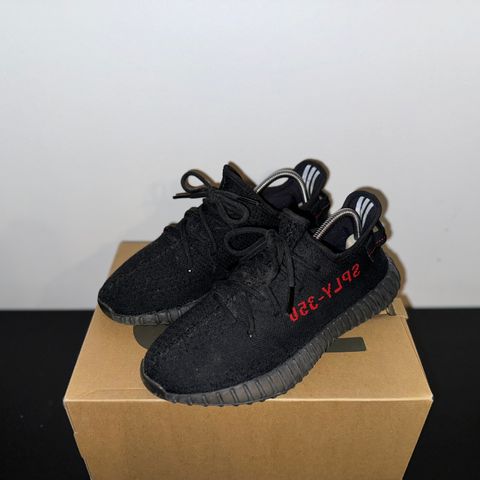 Yeezy Boost 350 V2 Bred - Str. 41 (1/3)