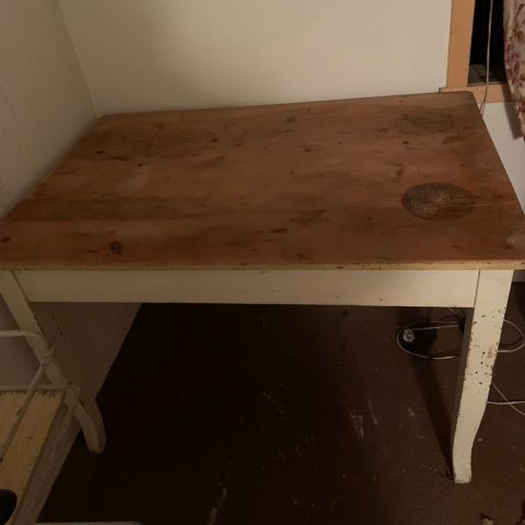 gammelt bord
