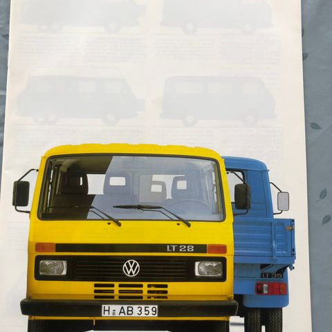 Bilbrosjyre av VW LT 1988 modeller