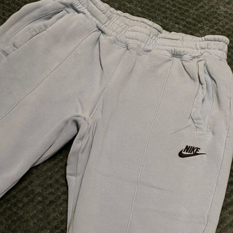 Nike joggebukse, lite brukt