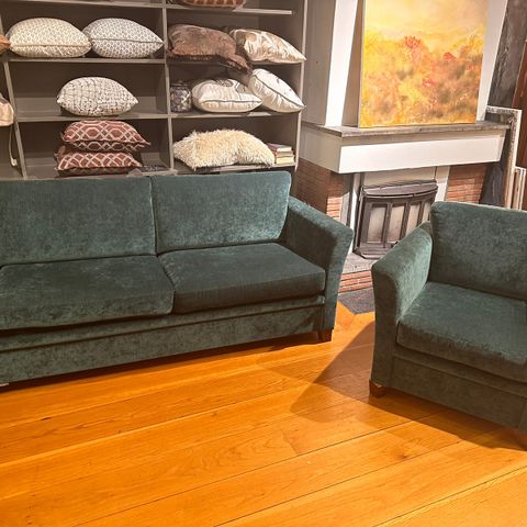 Lekker Sofa og stol fra Hjelmeland (norsk design)