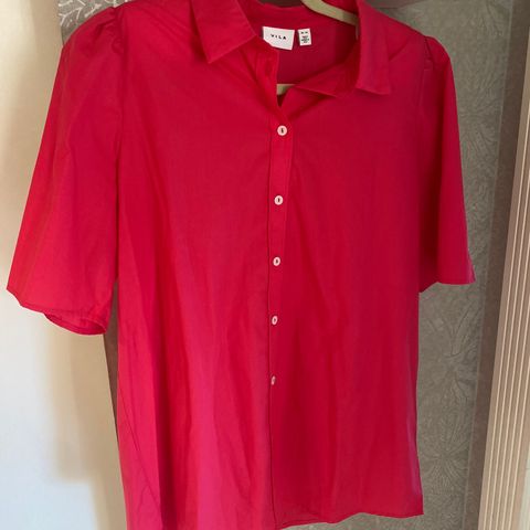 Bluse/skjorte VILA str.L i fresh rosa farge (ny)