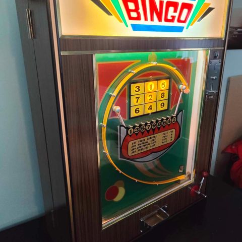 Bingo veggspill fra 70 tallet.