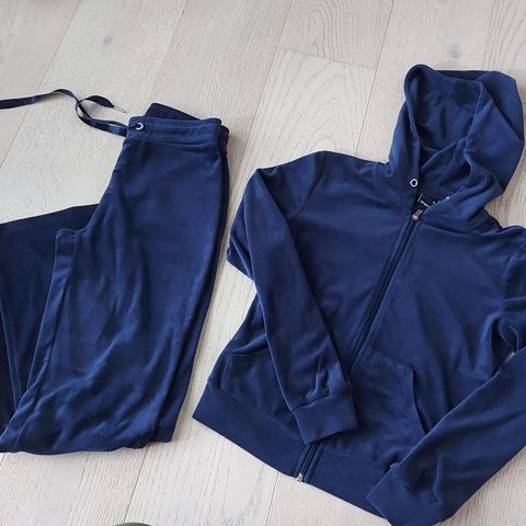 Joggedress fra Gina Tricot str XS