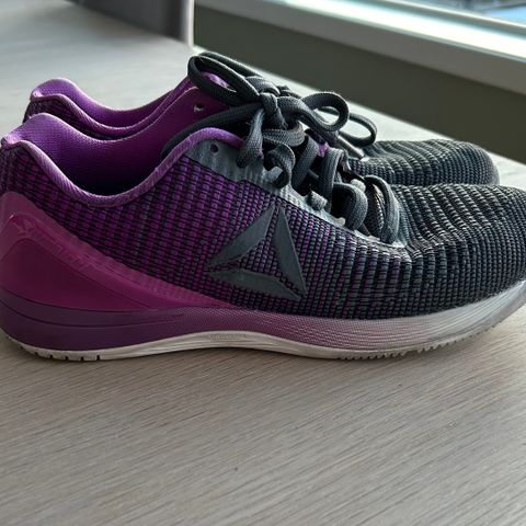 Reebok nano 7, crossfitsko størrelse 39