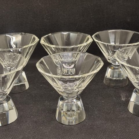 6 Art deco likørglass i krystall