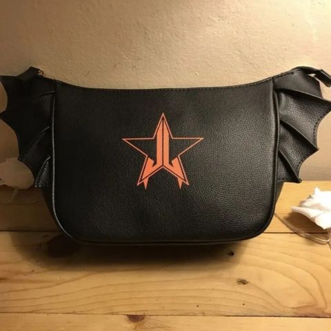 Jeffree star cosmetics bat bag ( LIMITED EDITION )