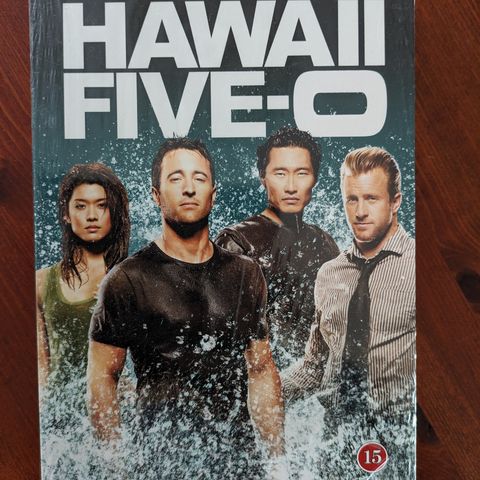 DVD: Hawaii Five-O sesong 1 (inplastad)