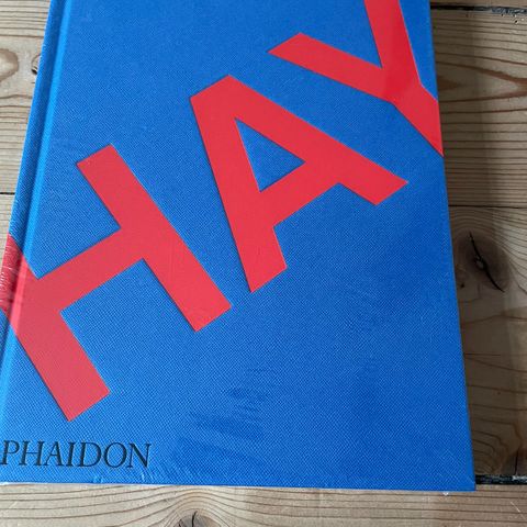 HAY design bok utgitt av Phaidon