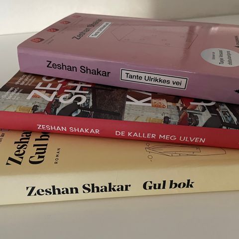 Gul Bok - 3 bøker av Zeshan Shakar