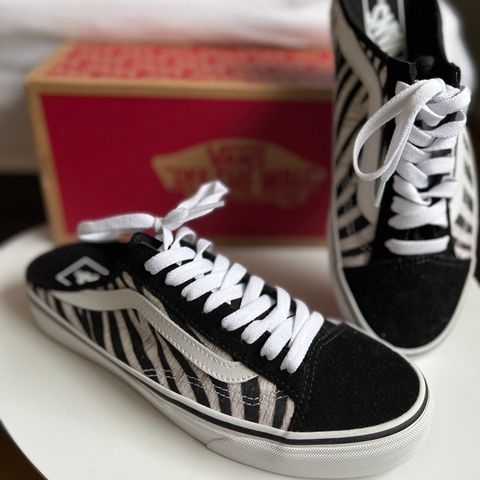 VANS mule (str. 40.5)