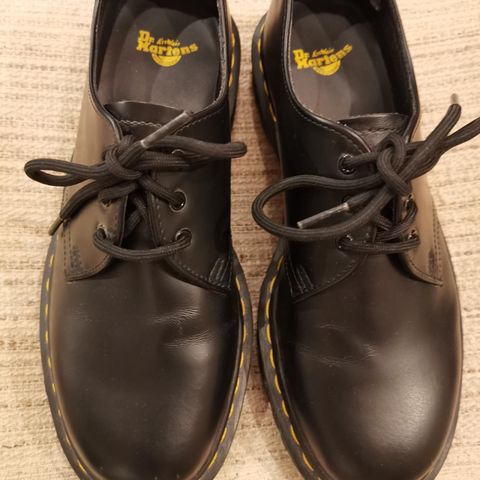 Dr. Martens sko 1461 BEX str. 40, nesten ny