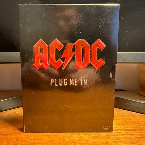 AC/DC - Plug me in DVD