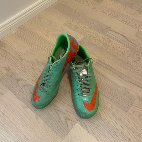 Nike Mercurial Vapor 9 sko Str 41