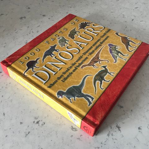1000 Facts on Dinosaurs