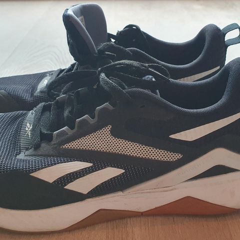 Reebok joggesko str. 44