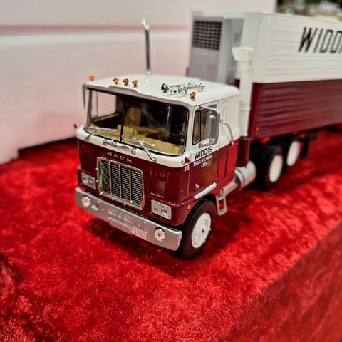 MACK LASTEBIL 1:43 ATLAS