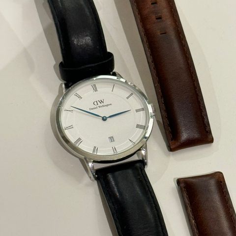 Daniel Wellington klokke med to reimer