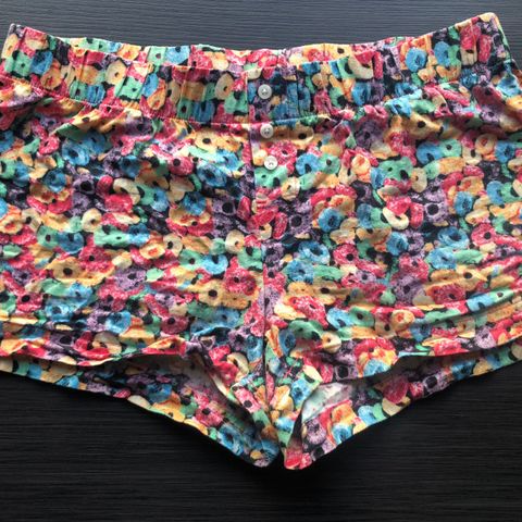 Søt fargerik shorts med godteri mønster i str. S kjøpt i USA Nattøy