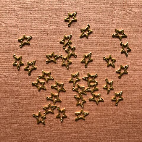 charms smykke anheng av stjerner 30 stk for smykkelaging