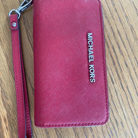 Michael Kors lommebok med plass til mobil