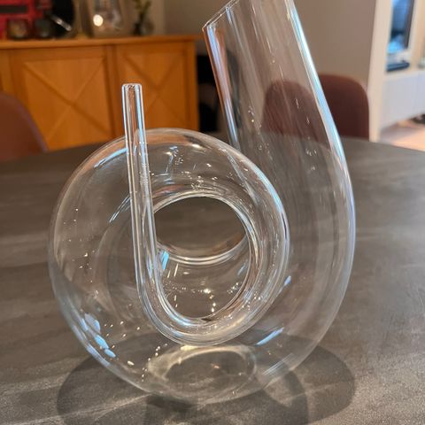 Riedel curly decanter