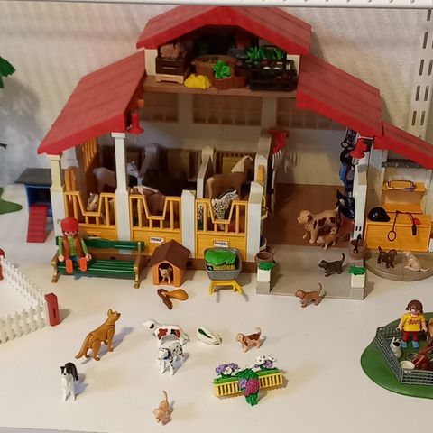 Stor playmobilsamling selges