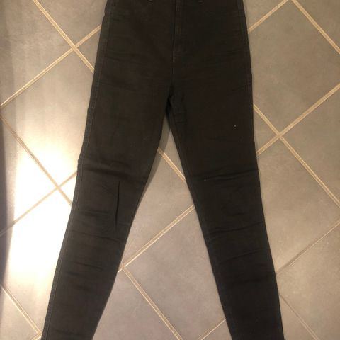 Zara jeans