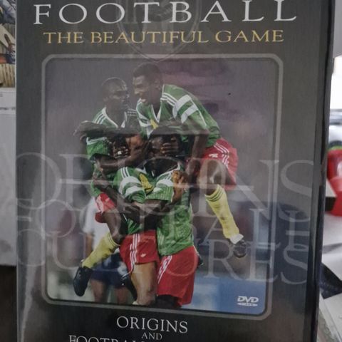 KR 15 PEN DVD HISTORY OF FOTBALL 2004
